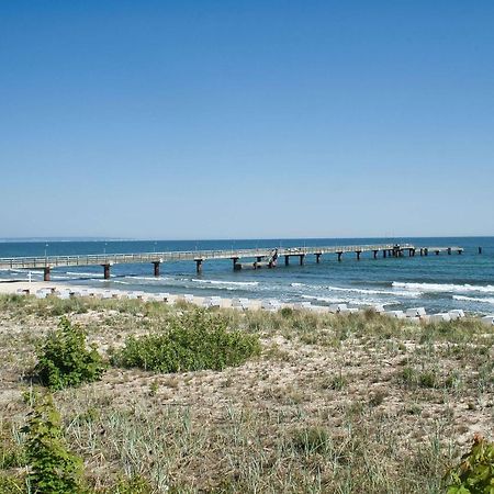 Nah Am Meer, Ruhige Lage, Gratis Nutzung Vom Ahoi Erlebnisbad Und Sauna In Sellin - Haus Inselblick Fewo 02 Goehren  Ngoại thất bức ảnh