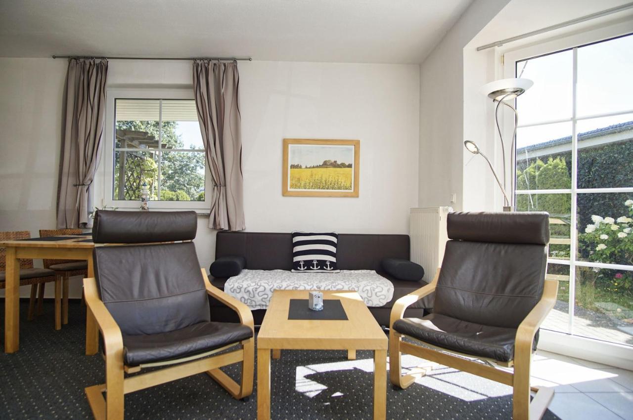Nah Am Meer, Ruhige Lage, Gratis Nutzung Vom Ahoi Erlebnisbad Und Sauna In Sellin - Haus Inselblick Fewo 02 Goehren  Ngoại thất bức ảnh